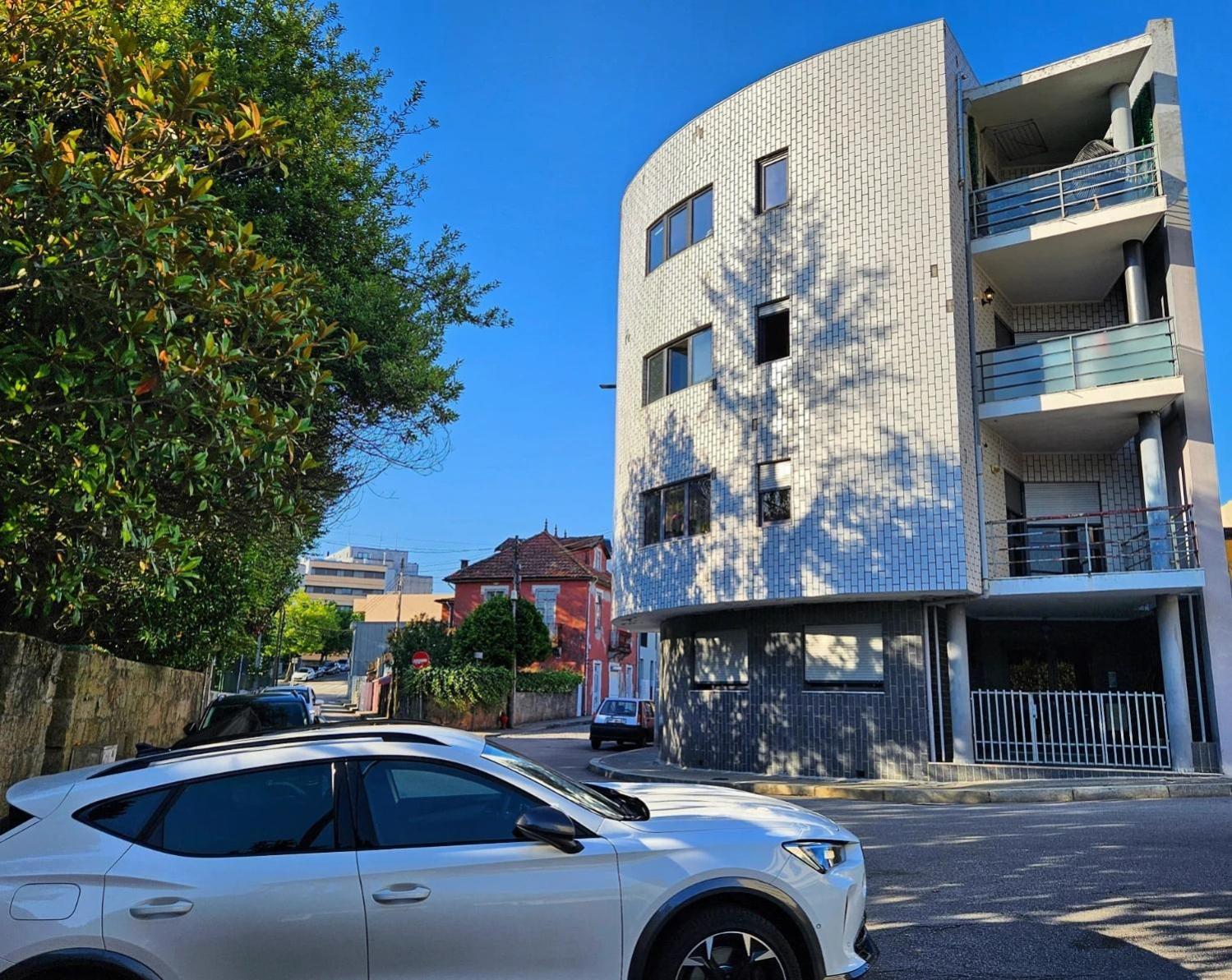 Modern Private Suite With Balcony & Bathroom - King And Queen Beds Vila Nova de Gaia Exteriör bild